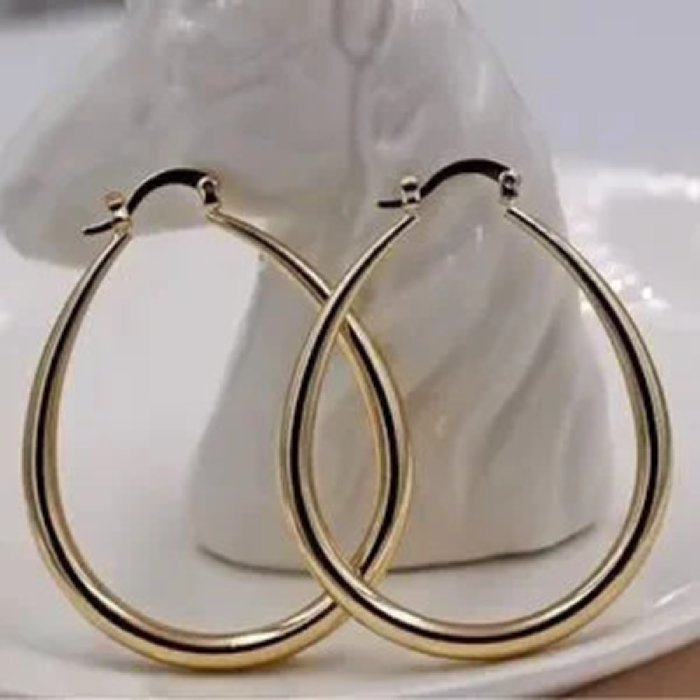 Smooth Gold Oval Hoop Earrings - Picture 3 of 5